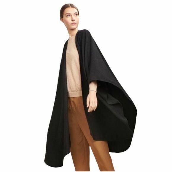 Tom Gutie Baby Alpaca Round Edge Cape Black - Picture 3 of 12